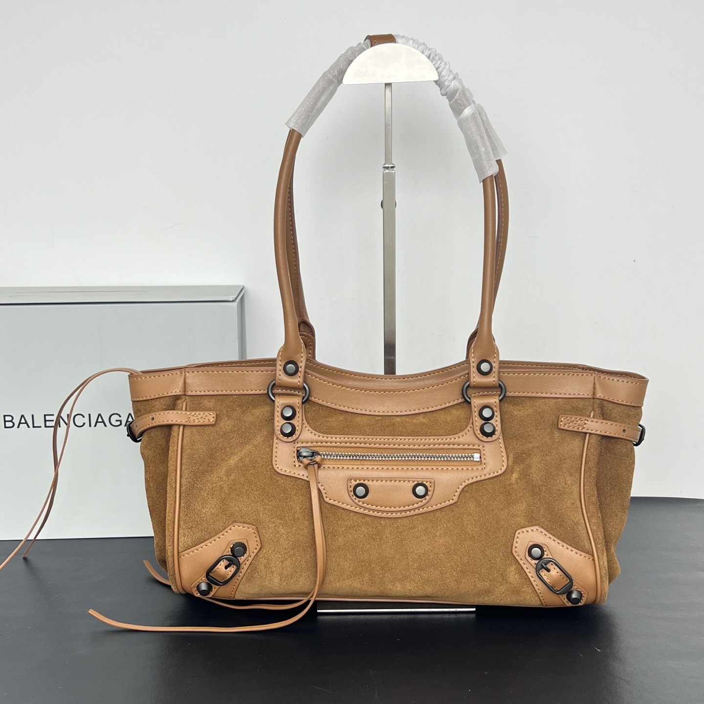Balenciaga Le City Large Horizontal Suede & Leather Studded Long Handle Tote City Bag - KAIROO
