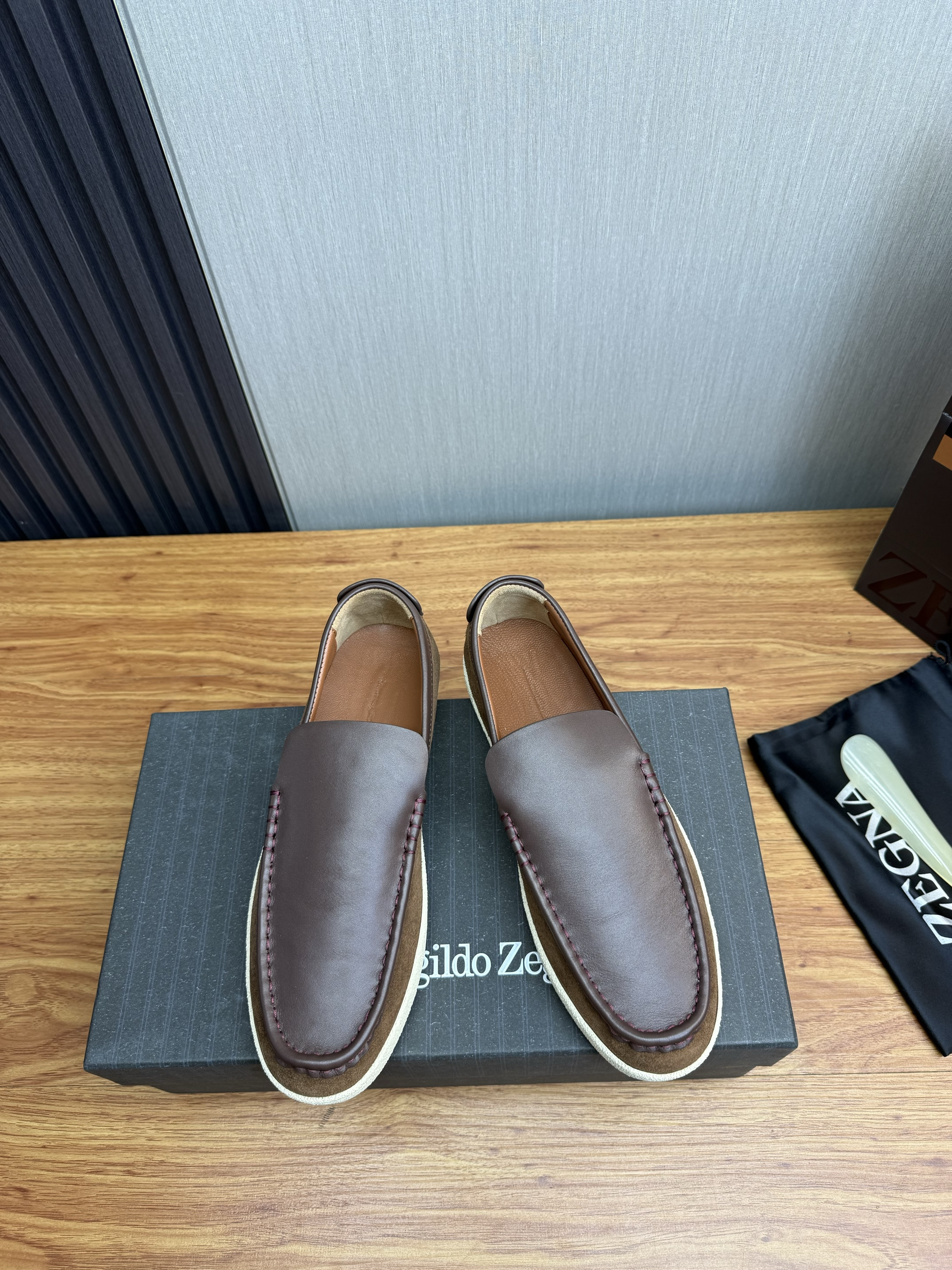 Zegna Men's Luxury leather loafer