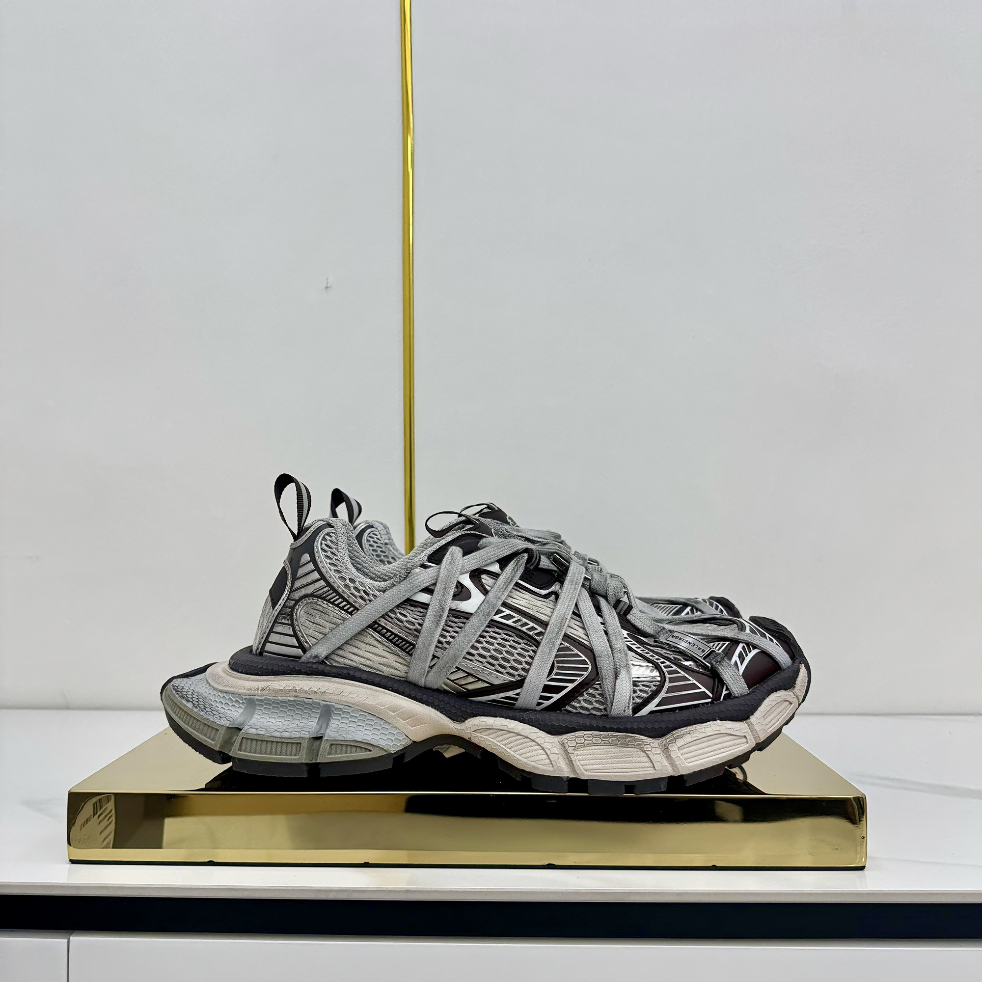 Balenciaga 3XL Unisex Sneaker