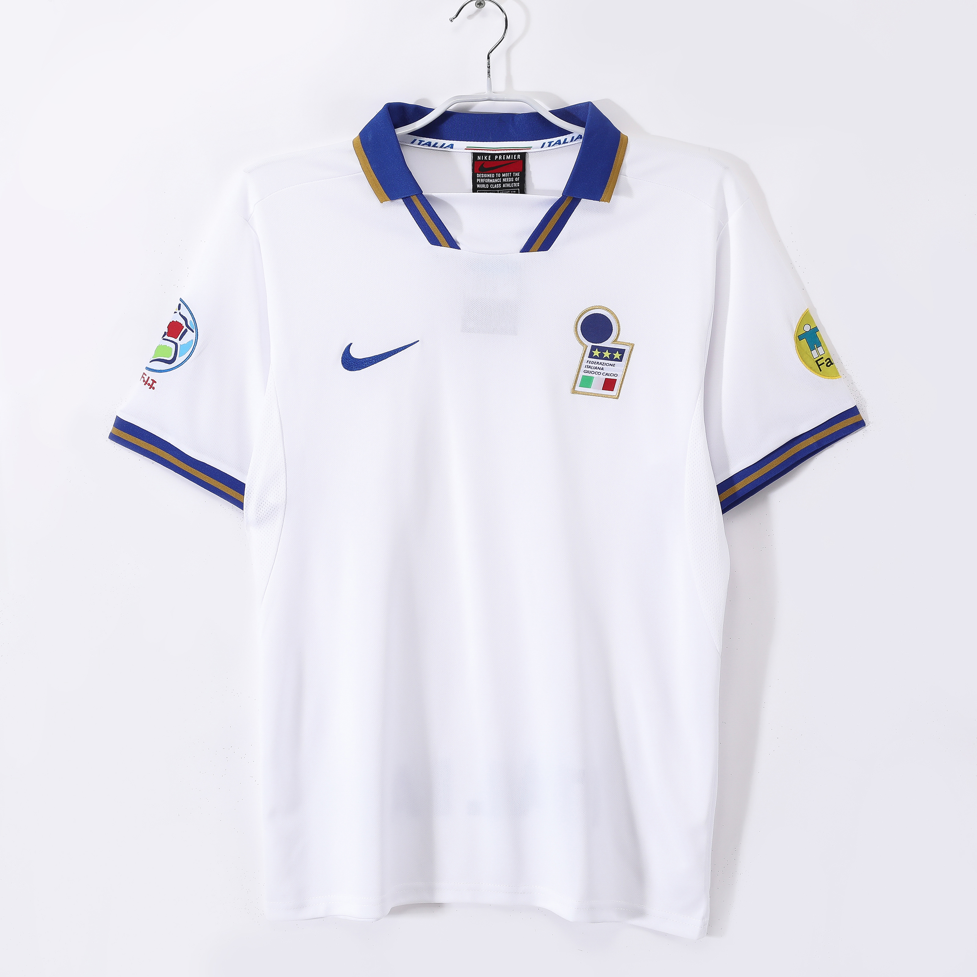 Retro  Italy 1996 Away White with badges