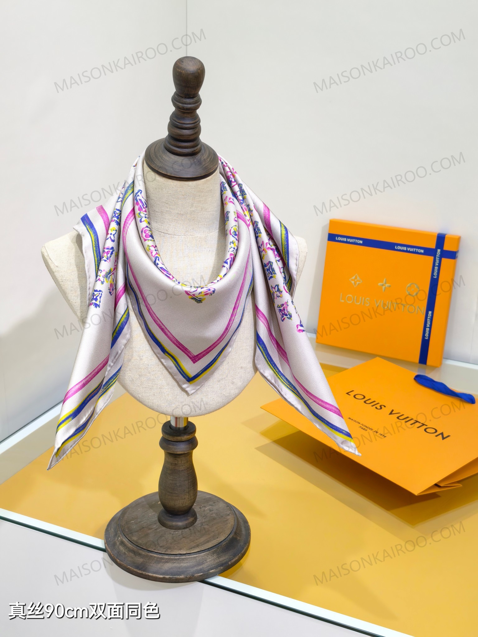 Louis Vuitton LV Monogram Infinity Multicolor Square Scarf - KAIROO