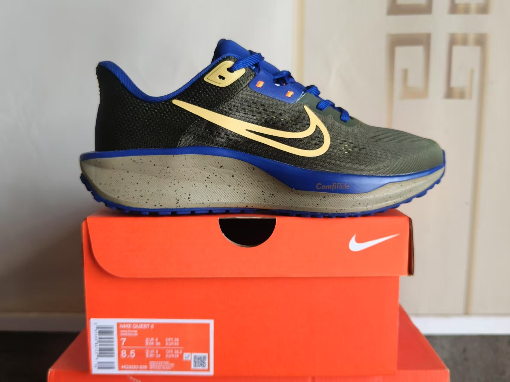 HQ3223-325 US Men's Sizes6 to 11 in half sizes Green Blue Gen6 Shoes tianlong