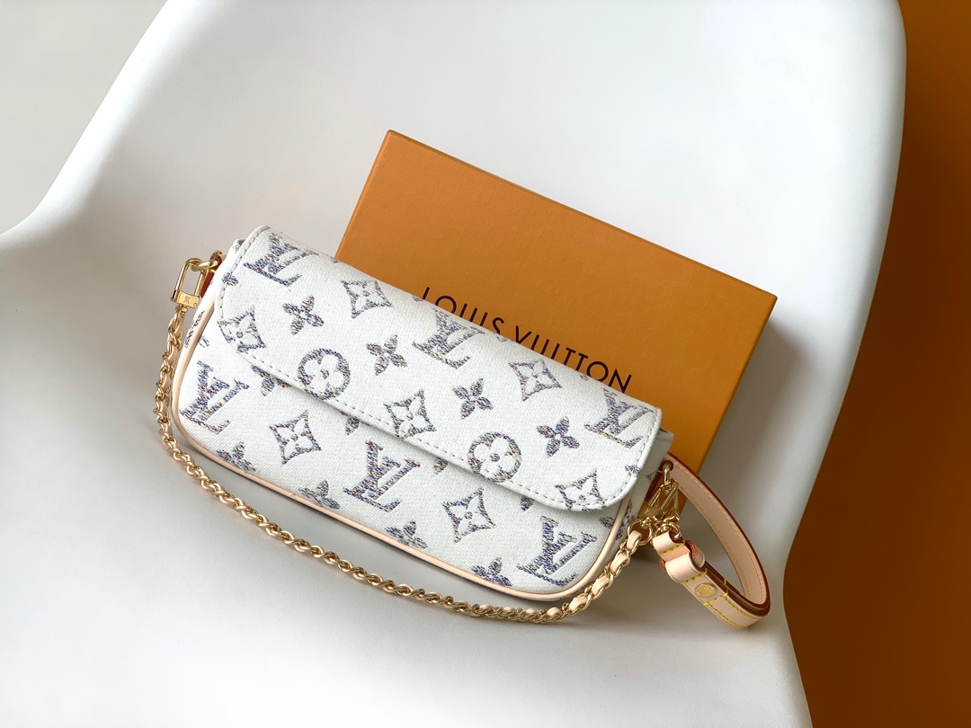 Louis Vuitton LV 10A Handbag Shoulder Bag Chain Ivy M83499