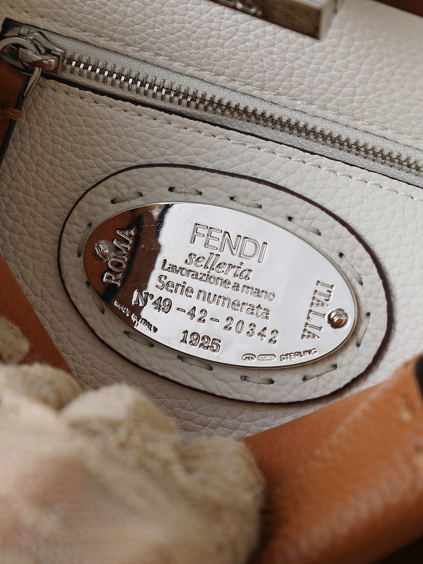Fendi Peekaboo Mini  Selleria Peekaboo-Camel