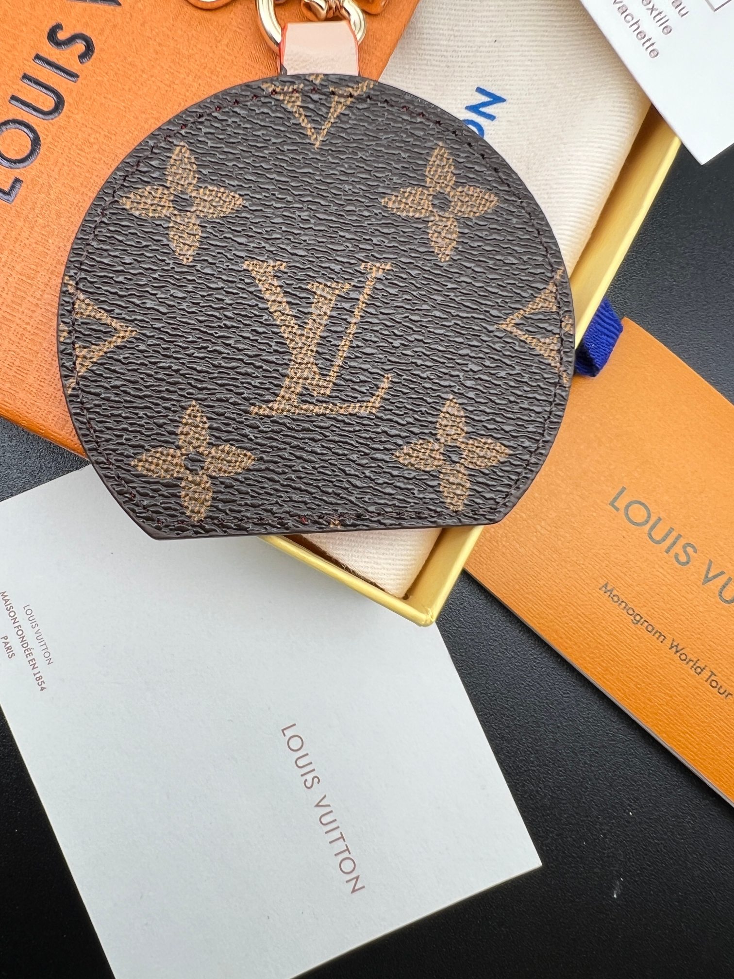 LV LV x TM CERISE LV MINI MIRROR Key chain