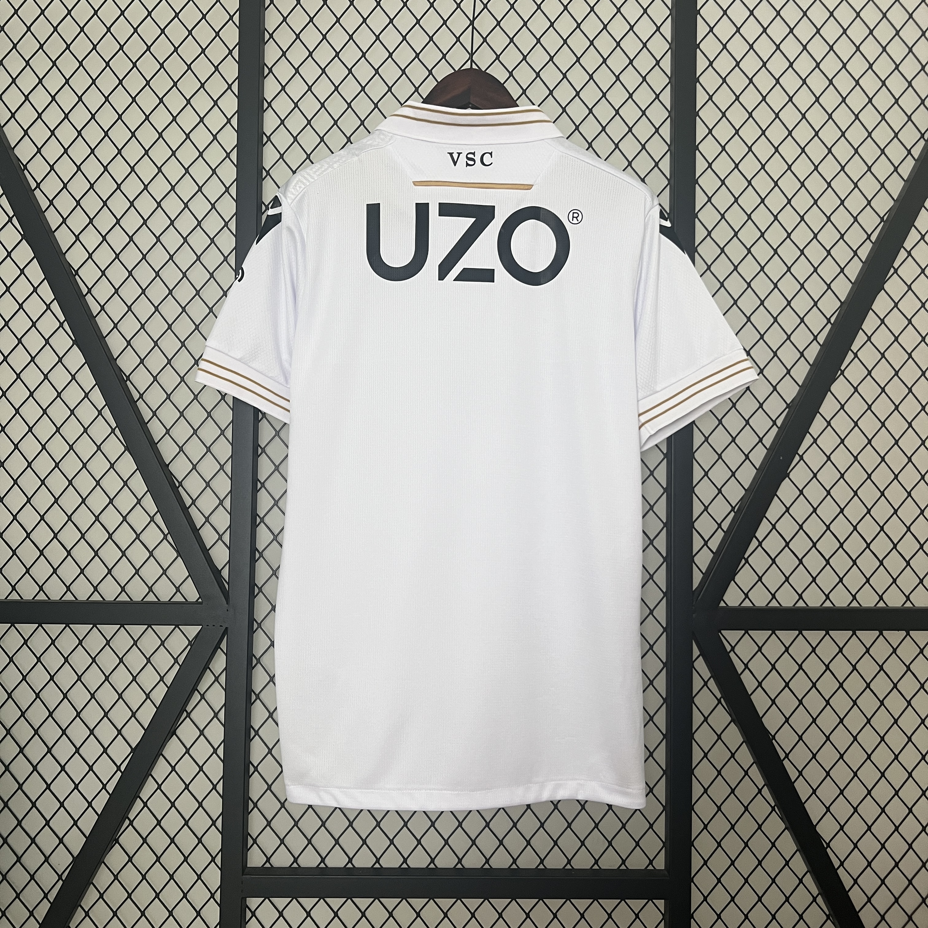 Vitoria Guimaraes 24/25 Home  S-3XL
