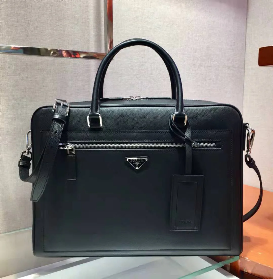 Prada  38 BRIEFCASE IN BLACK SAFFIANO LEATHER