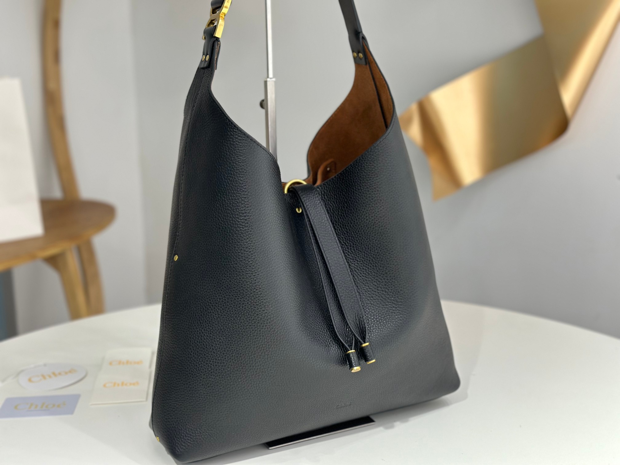 Chloe Large Marcie Hobo Bag in Grained Leather-Black