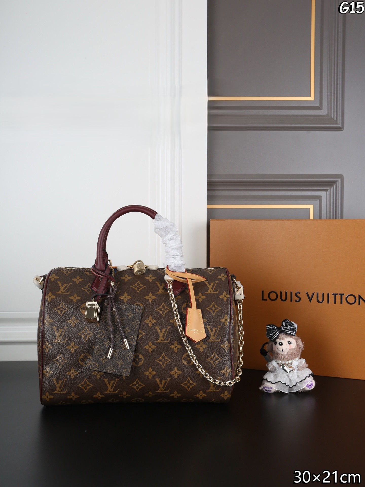 Louis Vuitton LV Speedy 30 Monogram Canvas Luggage Tag Chain Boston Magenta Top Handle Bag - KAIROO