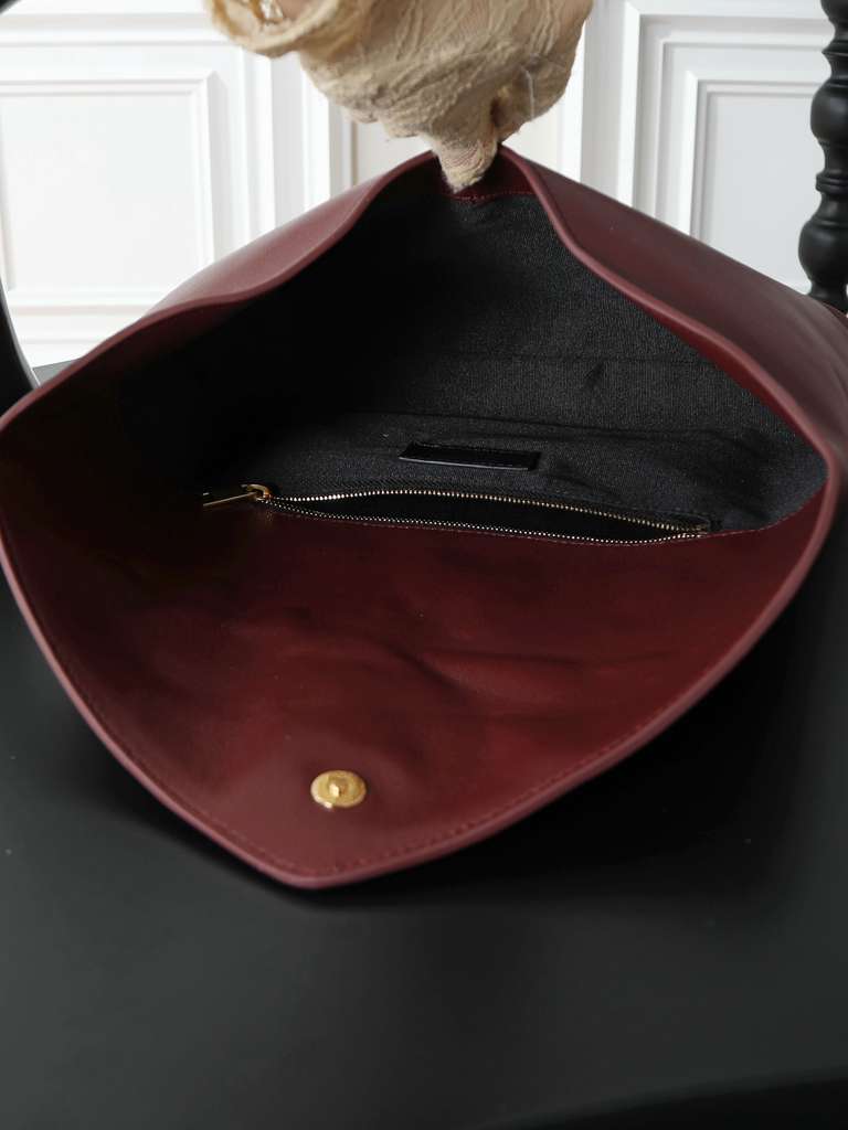 Saint Laurent bags YSL Envelope-style clutch