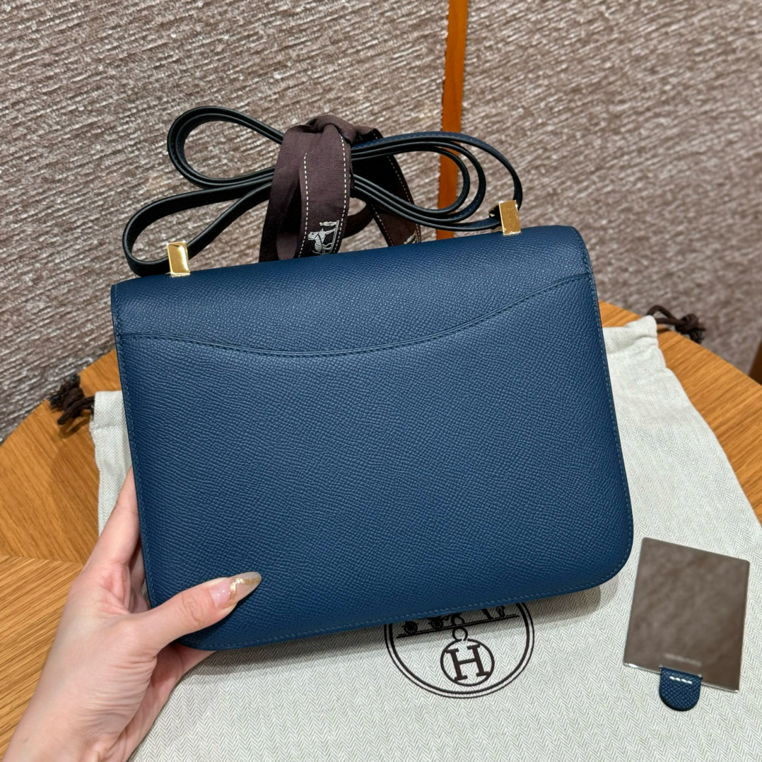 Hermes Blue Presse Epsom Constance 24