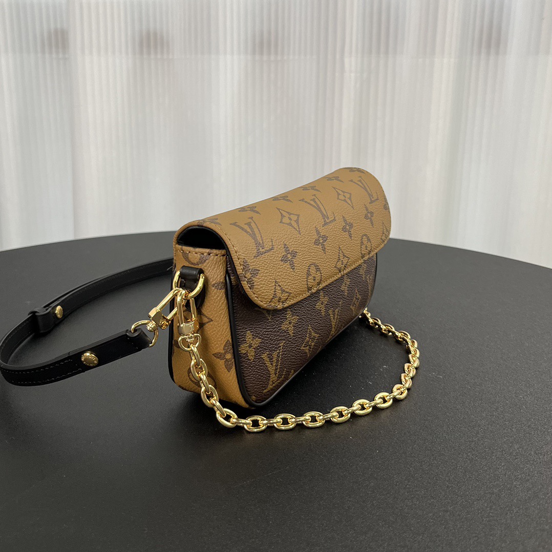 Louis Vuitton LV On Chain Ivy Monogram