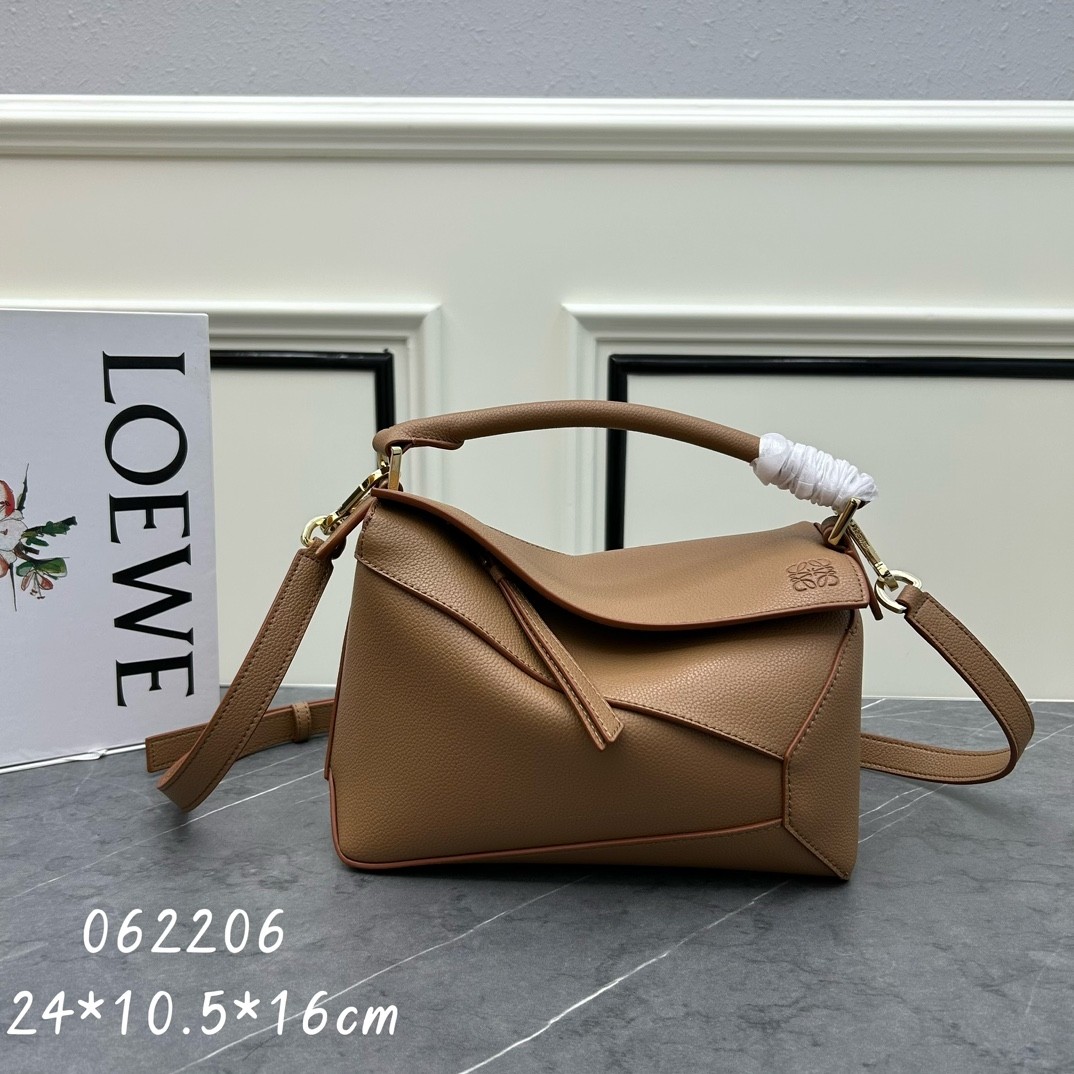 Loewe Small Puzzle Light Caramel Puzzle Geometric Panelled Grain Leather Handle Shoulder Bags - KAIROO