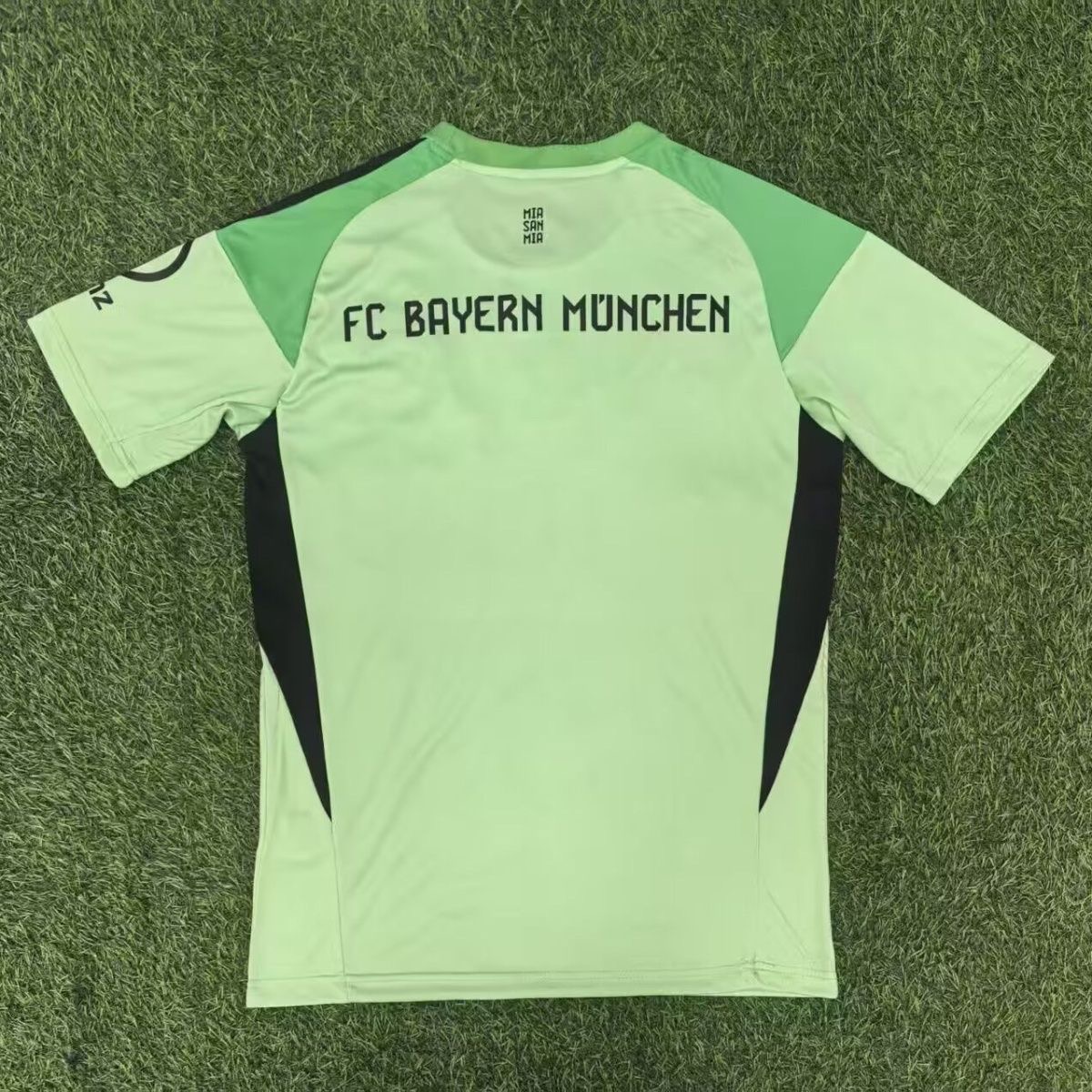 25/26 Bayern München Goalkeeper jersey S-4XL