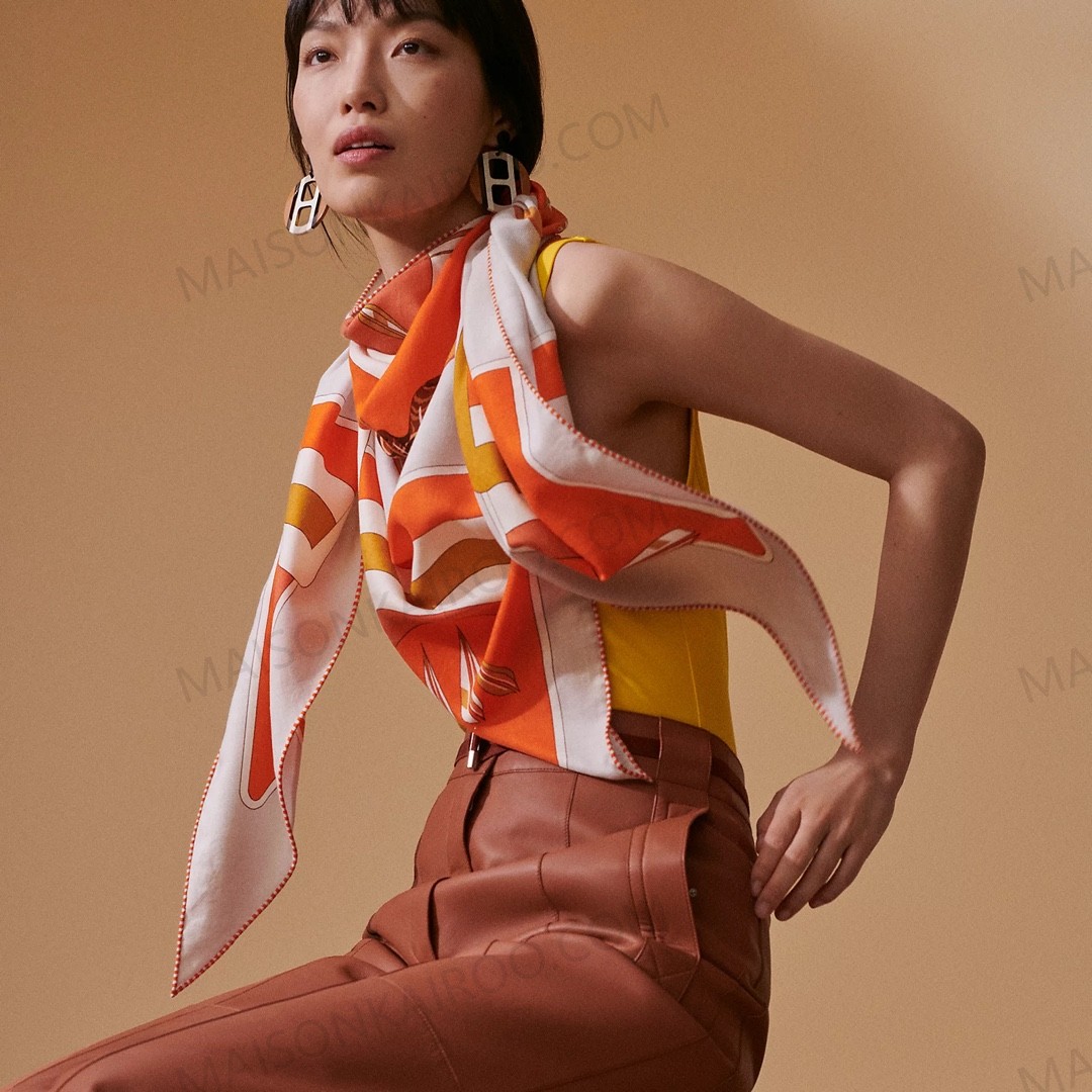 Hermes Triangle Shawl Scarf - KAIROO