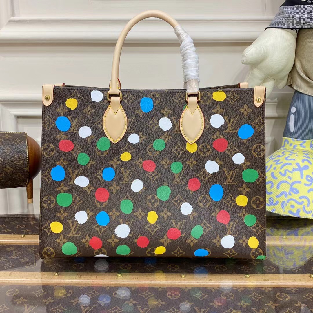 Louis Vuitton LV YK Onthego MM M46379