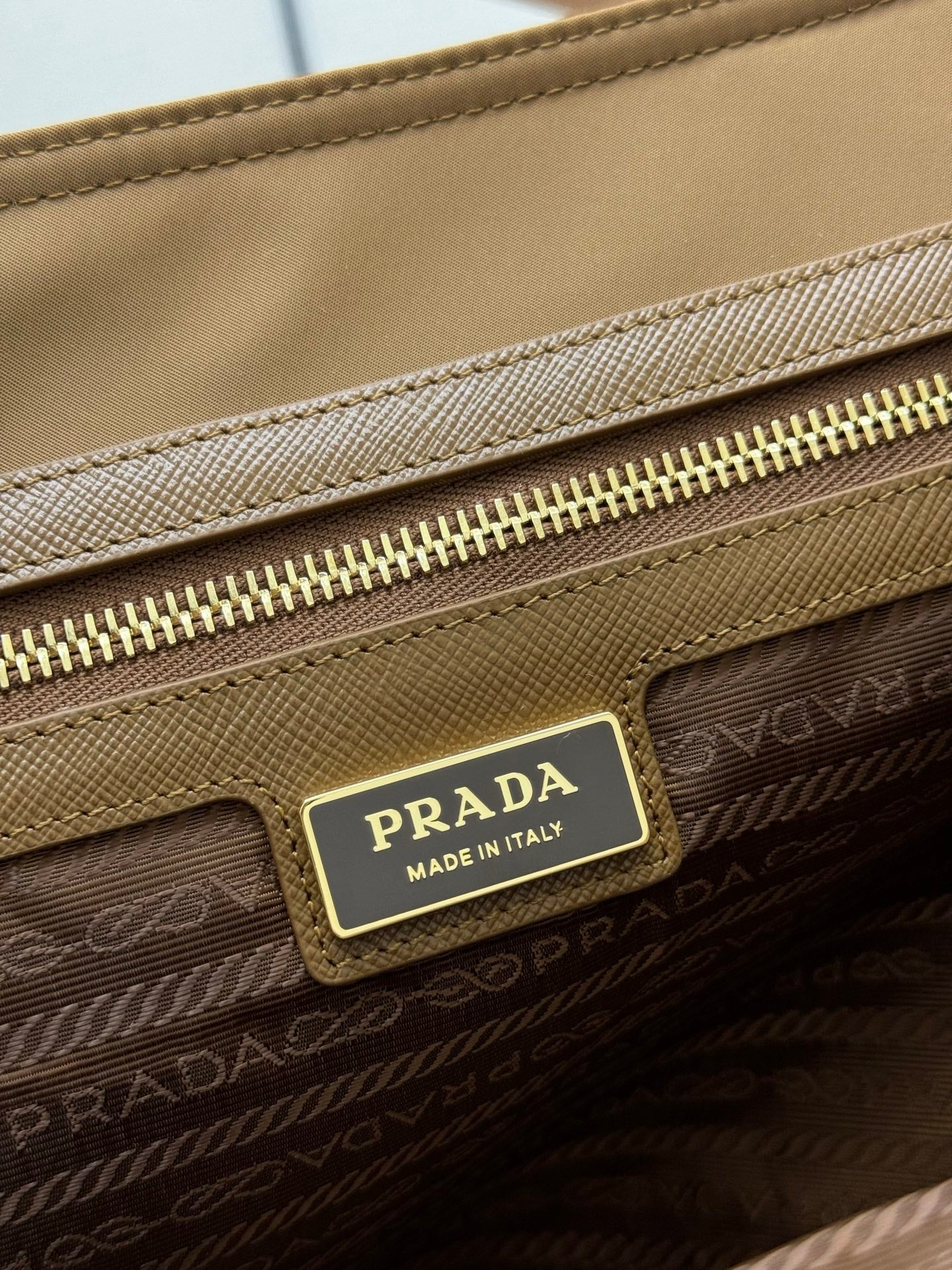 Prada Re-Edition 1978 Tote Bag 35cm Brown Re-Nylon& Saffiano Leather