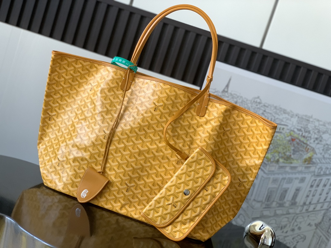 Goyard Saint Louis GM Tote in Yellow