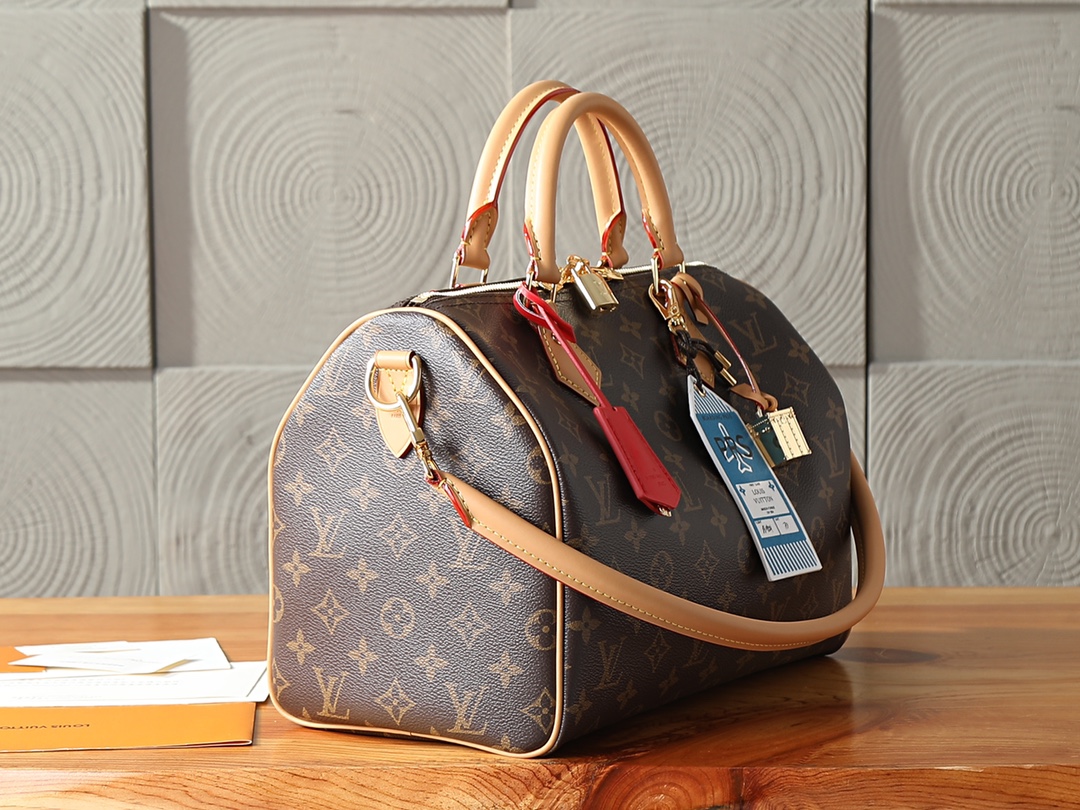 M11945 Speedy Soft 30 Bag in Monogram Canvas