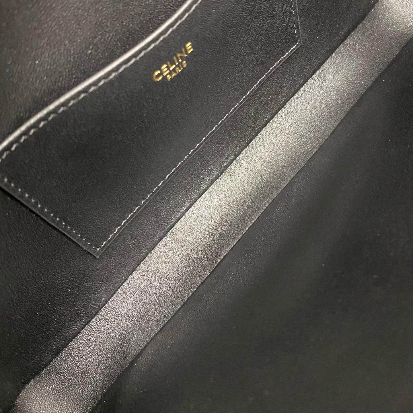 CELINE Camille 16 Soft Small shoulder bag