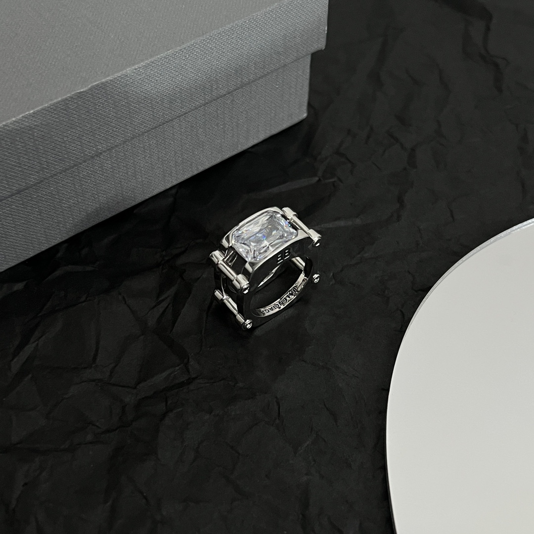 Balenciaga  ring