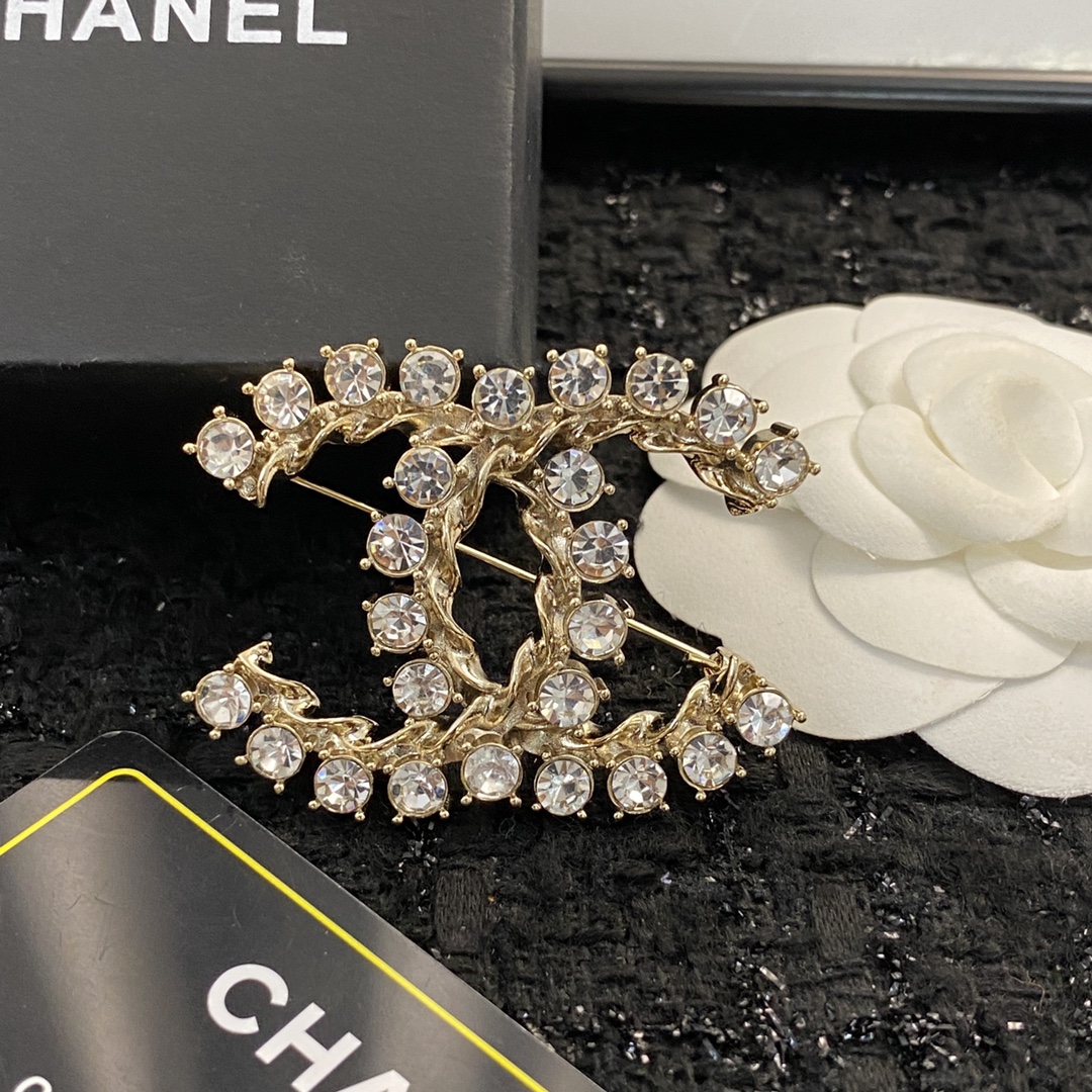 Chanel CC Brooch