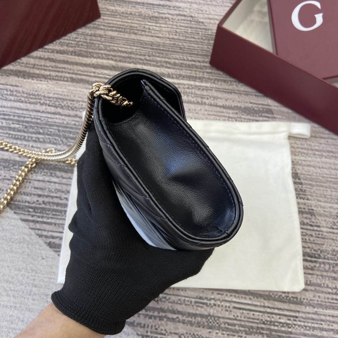 Gucci GG Marmont wallet on chain 837745