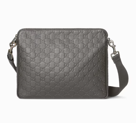 Gucci GG Emblem medium crossbody bag 850214