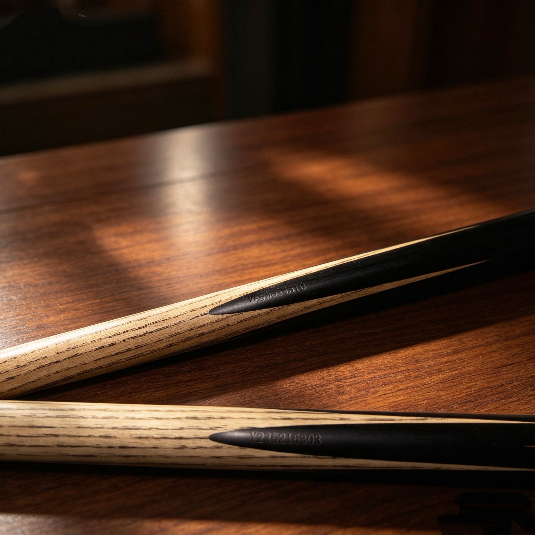 Dawn Professional Snooker Cue 3/4 Jointed – Handcrafted Ash Shaft, Inlay Grip & Small Tip | Tournament-Grade Cue