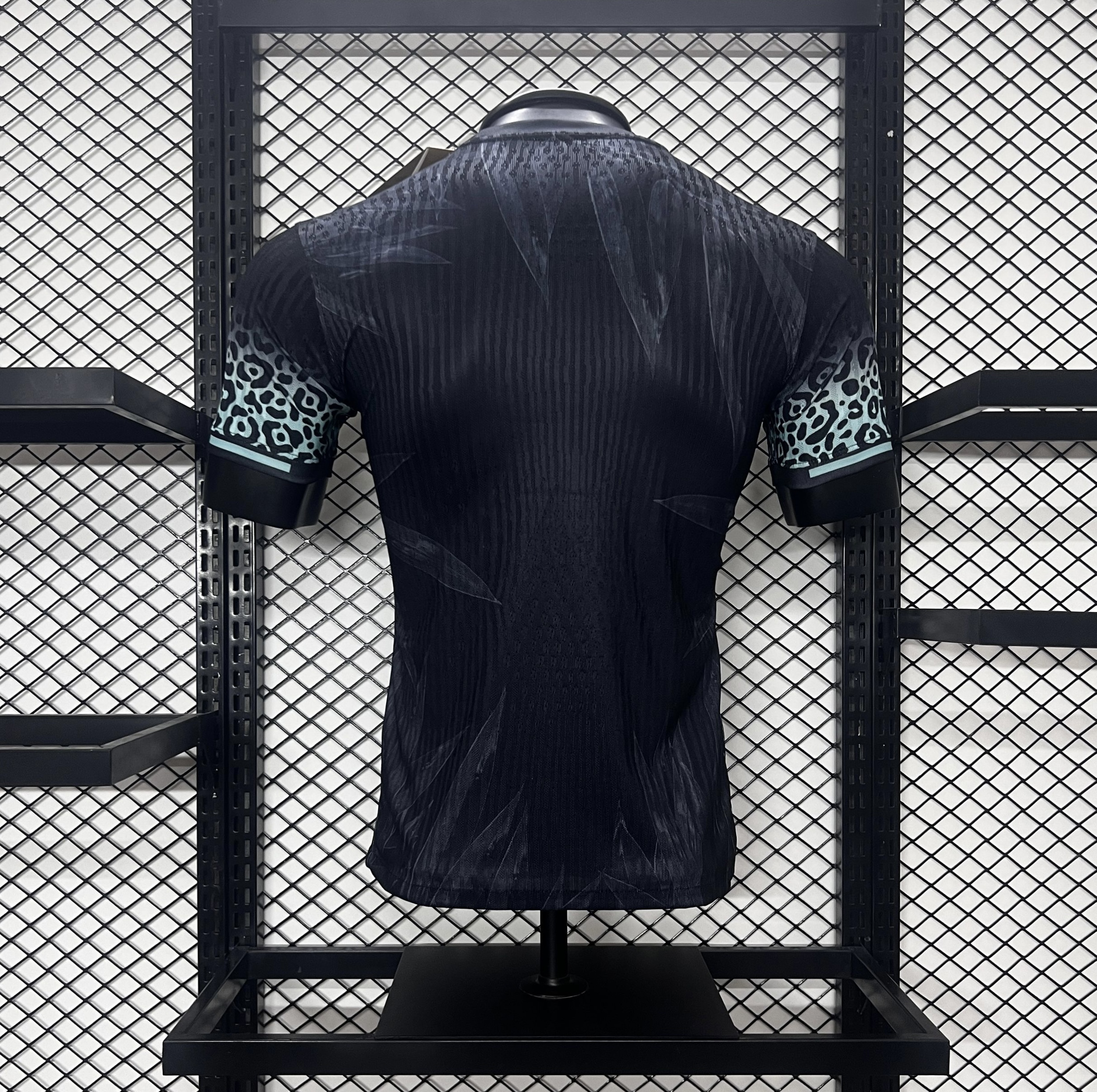 Player Version 24/25 Brazil Special   Size: S-XXL