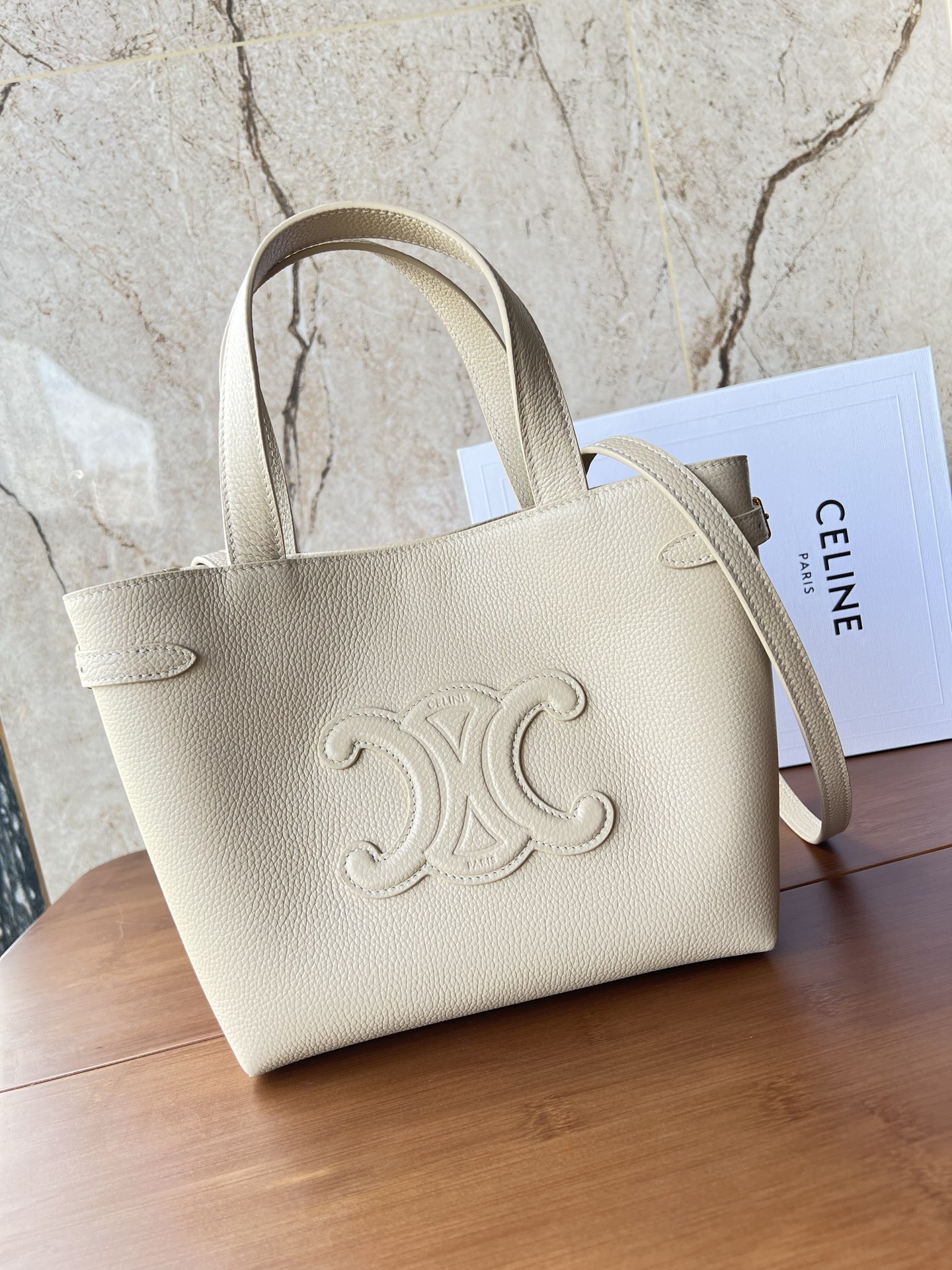 Celine Bag CABAS ANAIS  Cowhide118613  ( 10A Mirror Version)