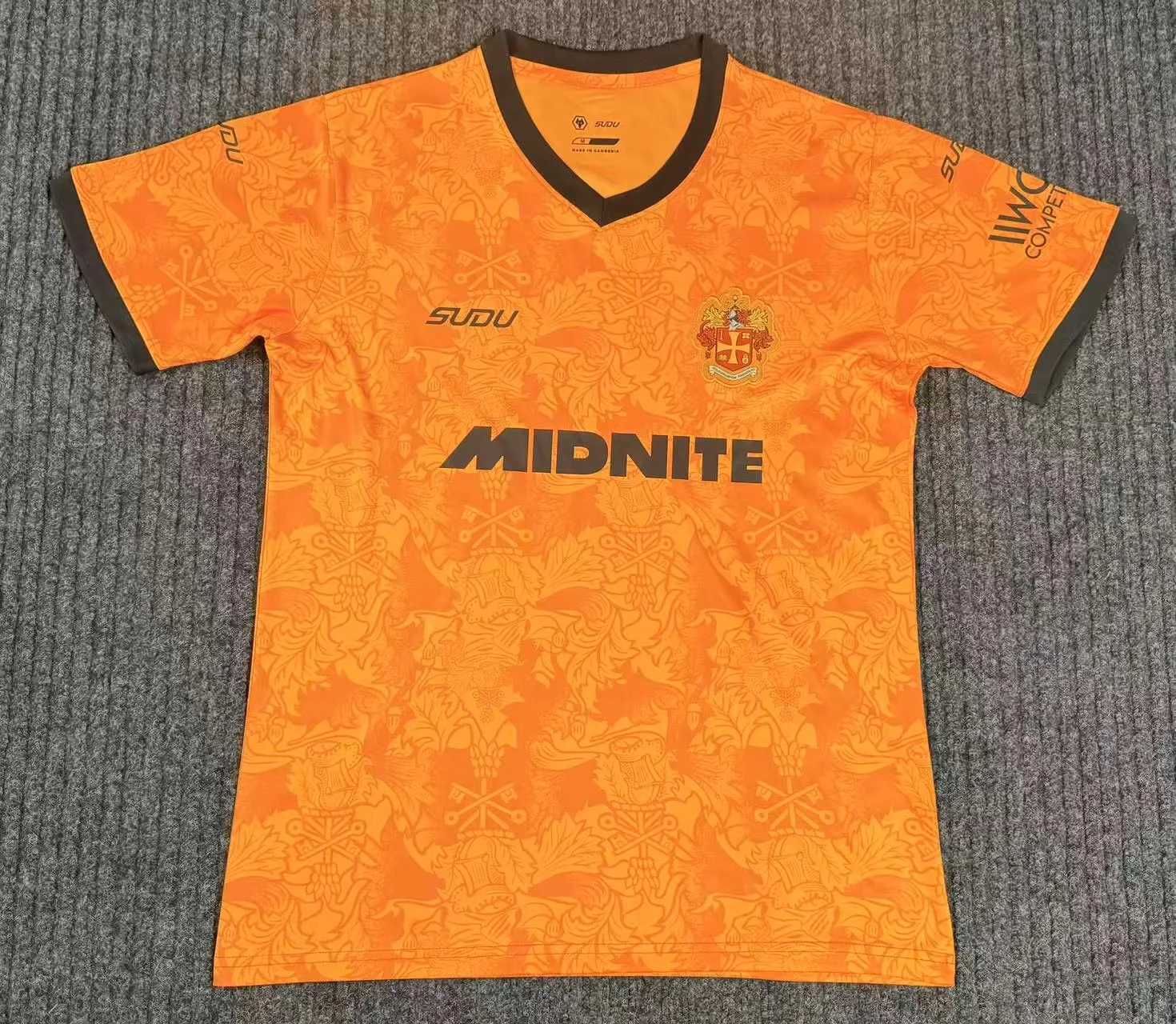 2026-27 Wolves Commemorate Edition Yellow Fans Football Shirt 1:1 Thai Quality