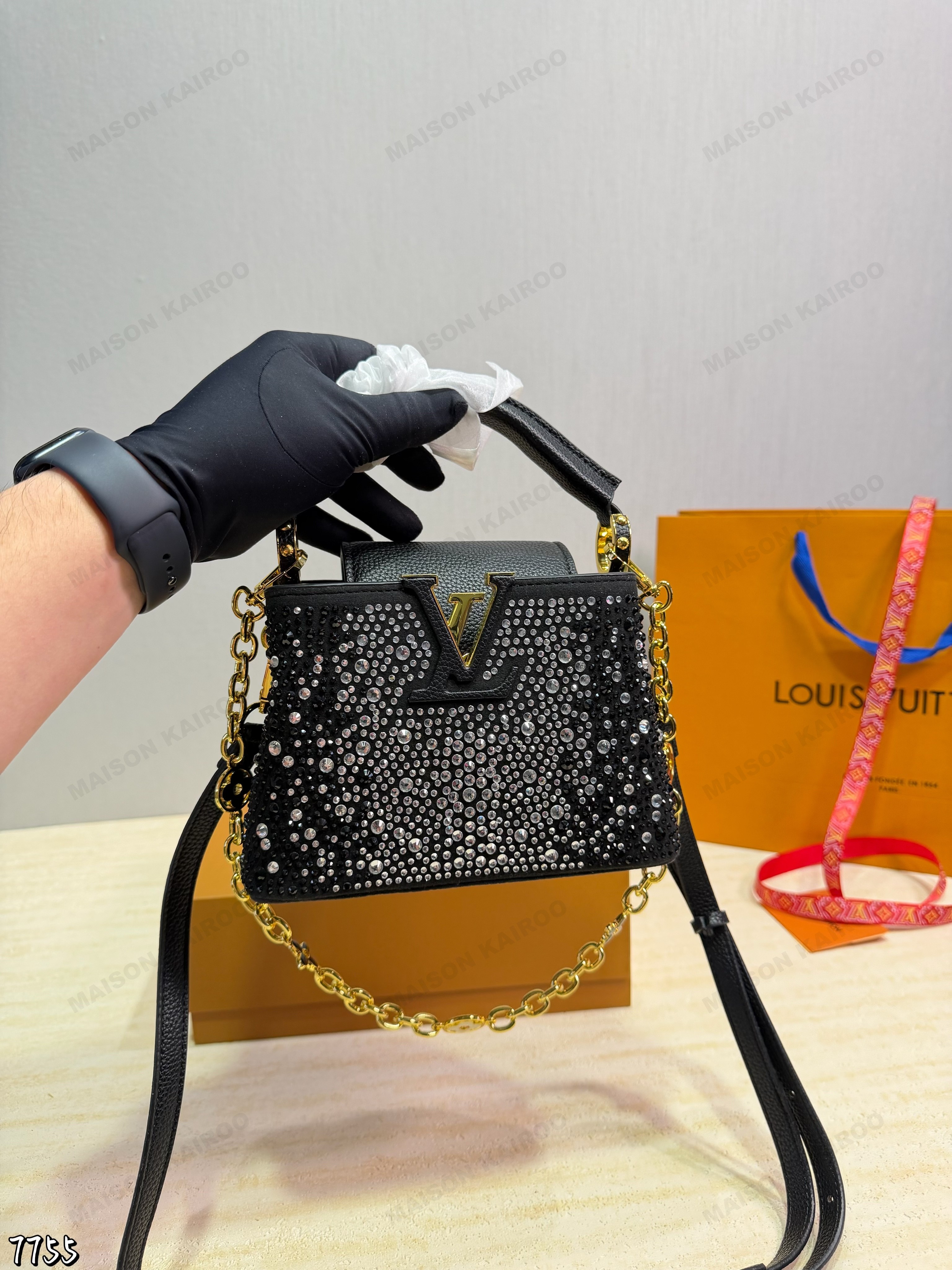 Louis Vuitton LV Capucines BB/Mini Black Gradient Crystal Grained Leather Monogram Chain Top Handle Bag - KAIROO
