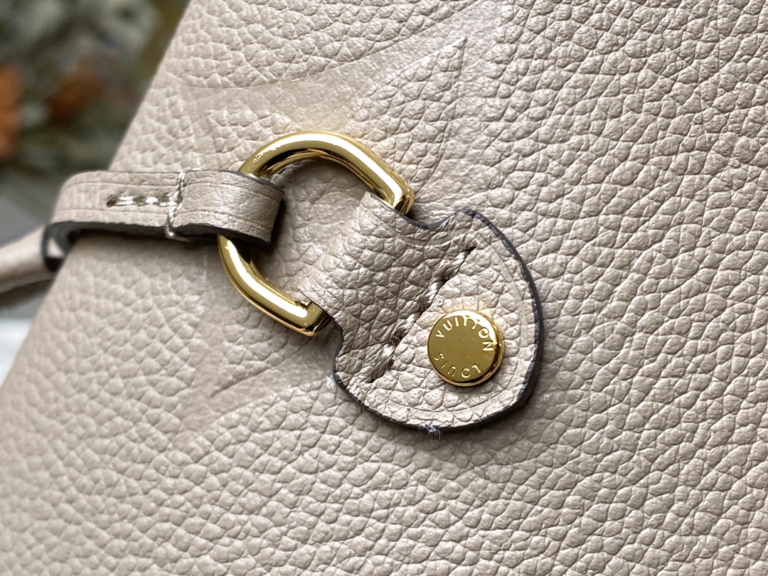 Louis Vuitton lv Neverfull MM M45686