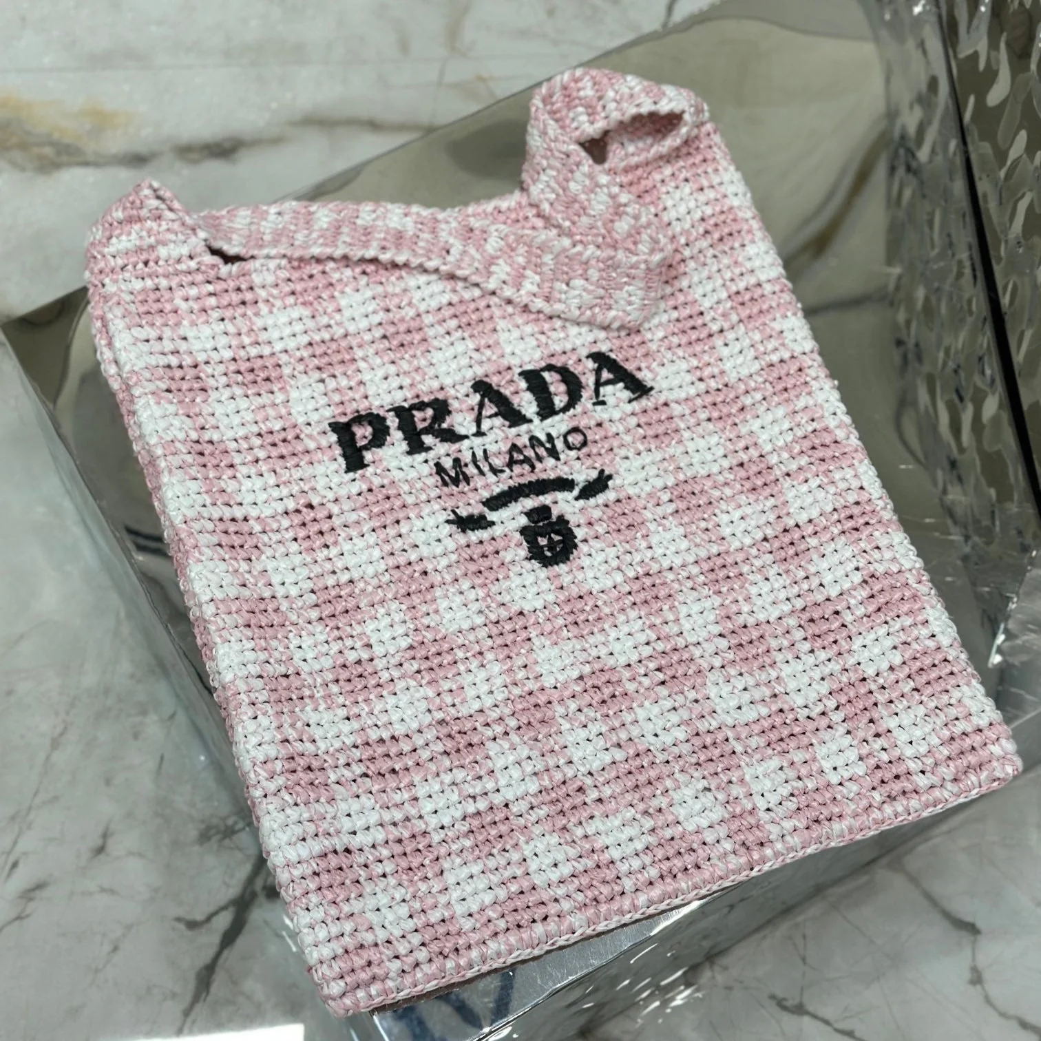 Prada LARGE TOTE BAG 45 IN PINK MIX WHITE AND BLACK WOVEN RAFFIA