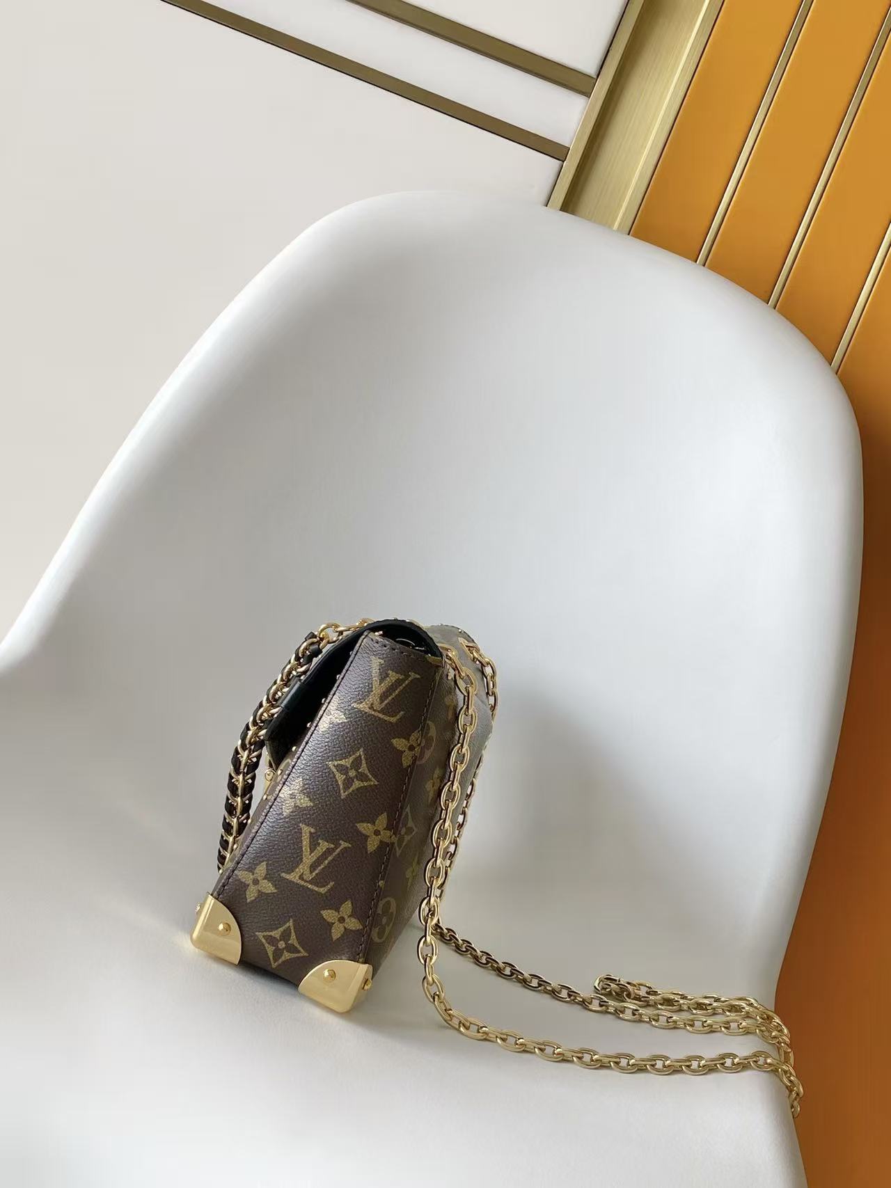 Louis Vuitton LV TRUNKIE EAST WEST