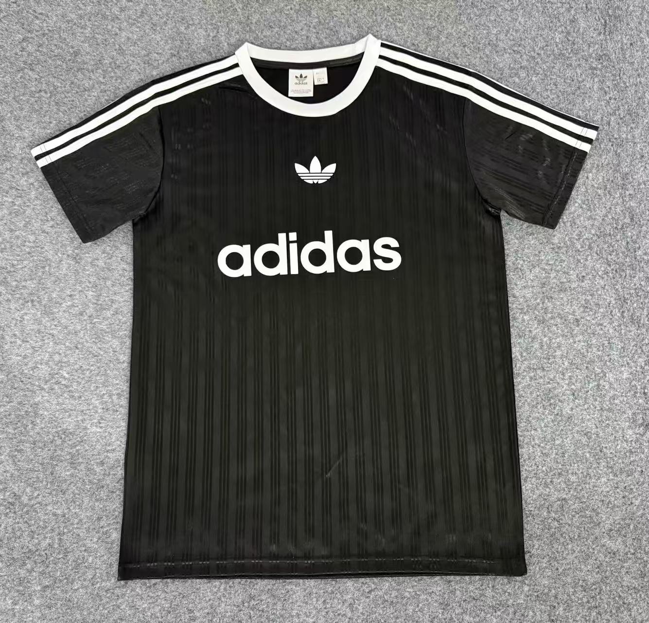 ADICOLOR - Print T-shirt Black 2025