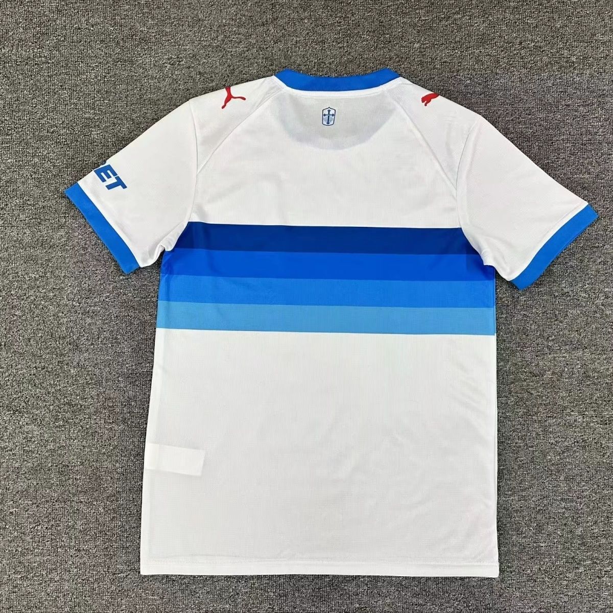 Universidad Catolica Home Jersey 26/27