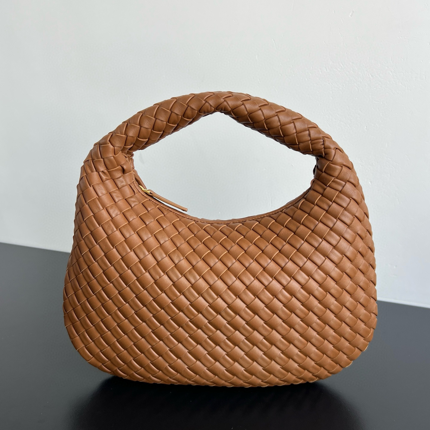 Bottega Veneta Large Veneta in Amber Intrecciato