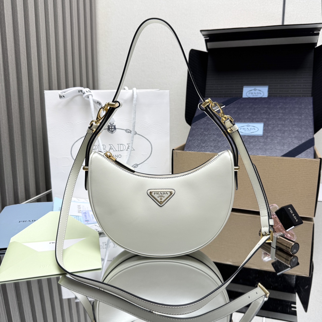 Prada Arqué mini leather shoulder bag-White  1BC194