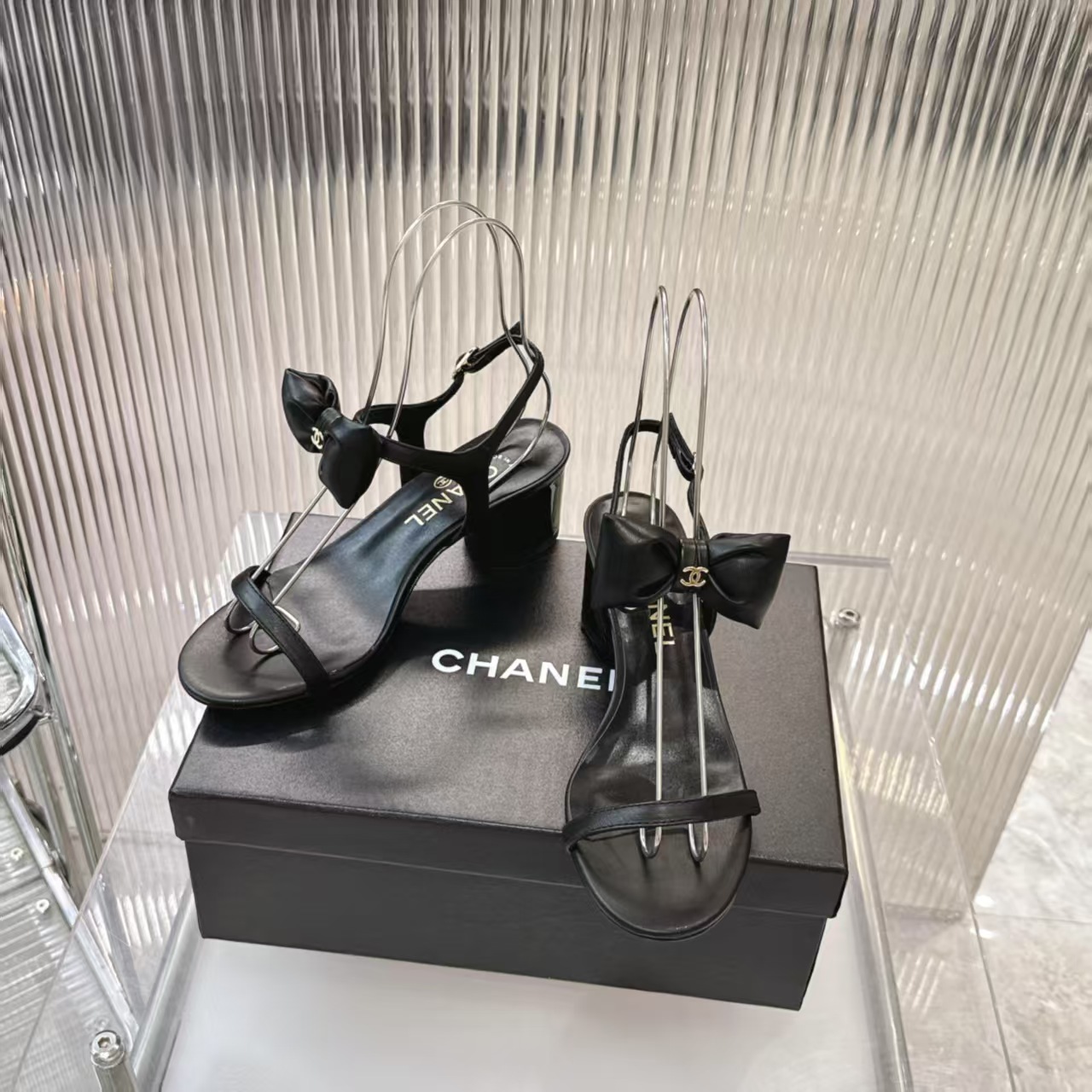 Chanel Black Leather Sandals with Bow Mules Block Heel - KAIROO