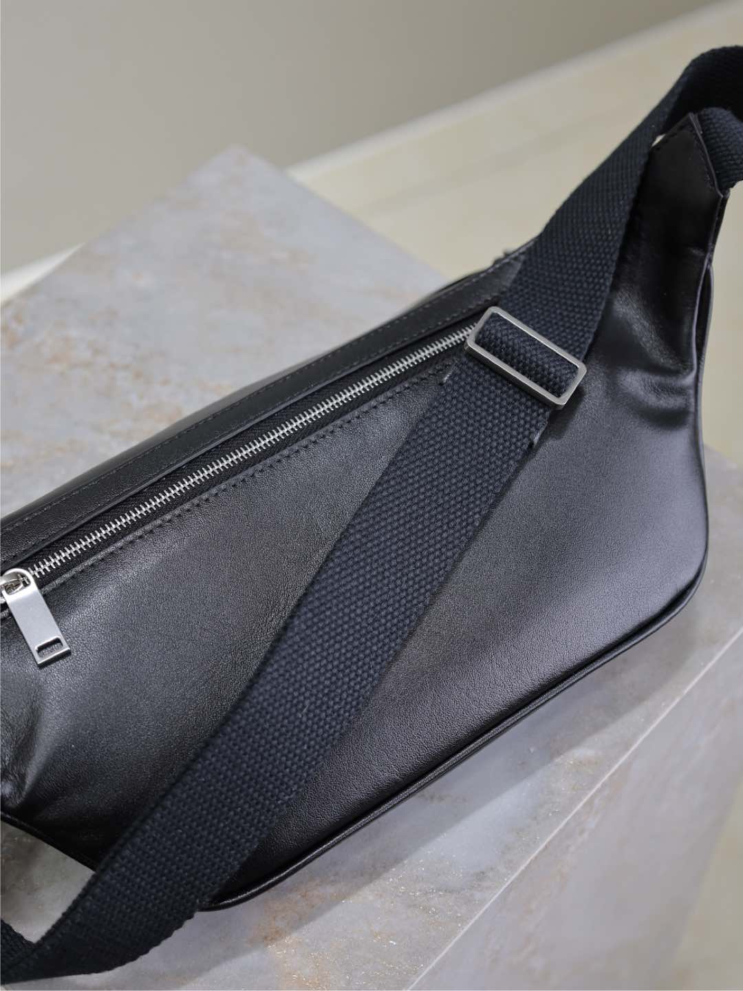 Saint Laurent YSL Classic Bag 26cm Black Lambskin
