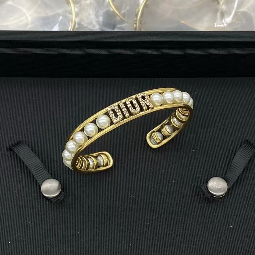 Dior Pearl and Crystal Cuff Bracelet in Gold-Finish Metal Top Version - KAIROO
