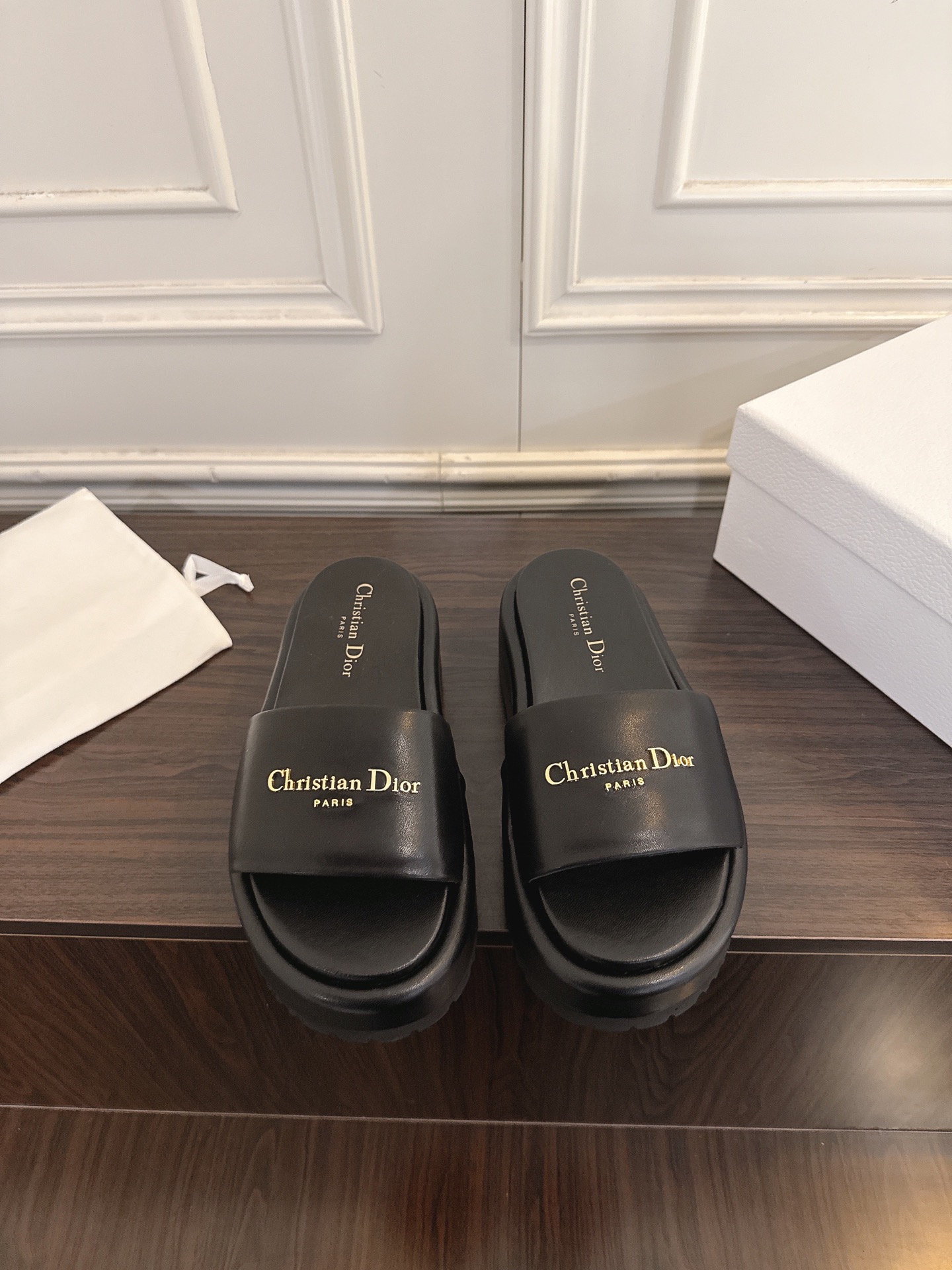 Dior 2026 New Platform Slide