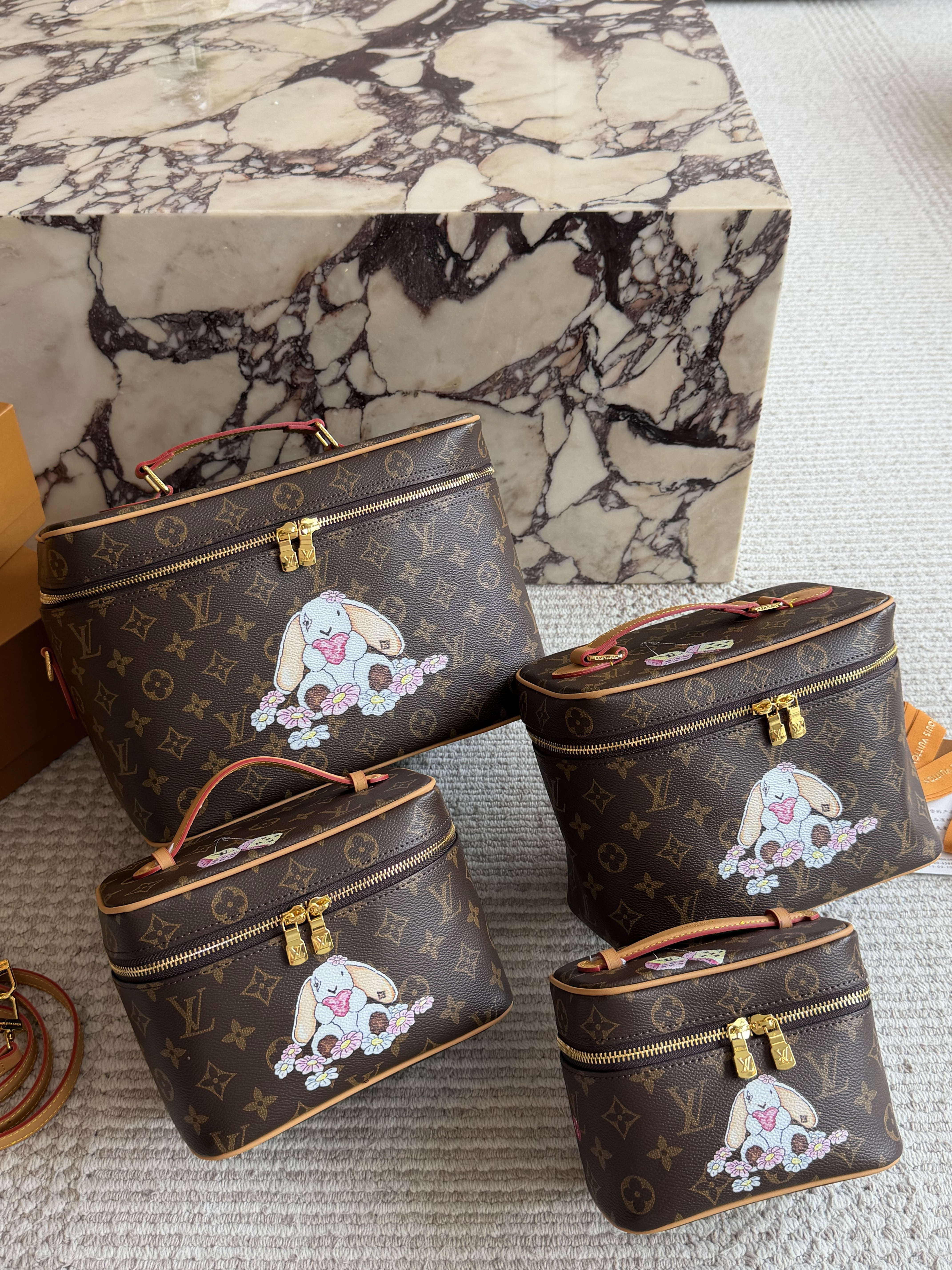 Louis Vuitton LV Monogram Canvas Bunny Floral Print Nice Vanity Case Shoulder Top Handle Bag - KAIROO