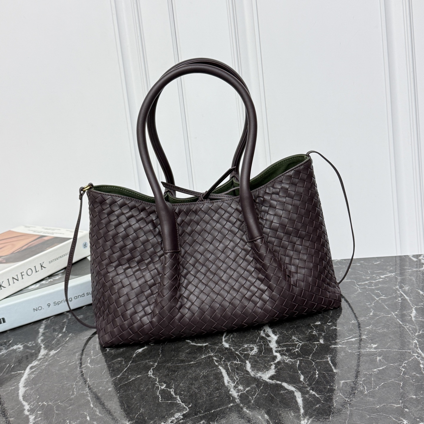 Bottega Veneta Medium Pinacoteca Reversible Bag in Dark barolo Intrecciato leather
