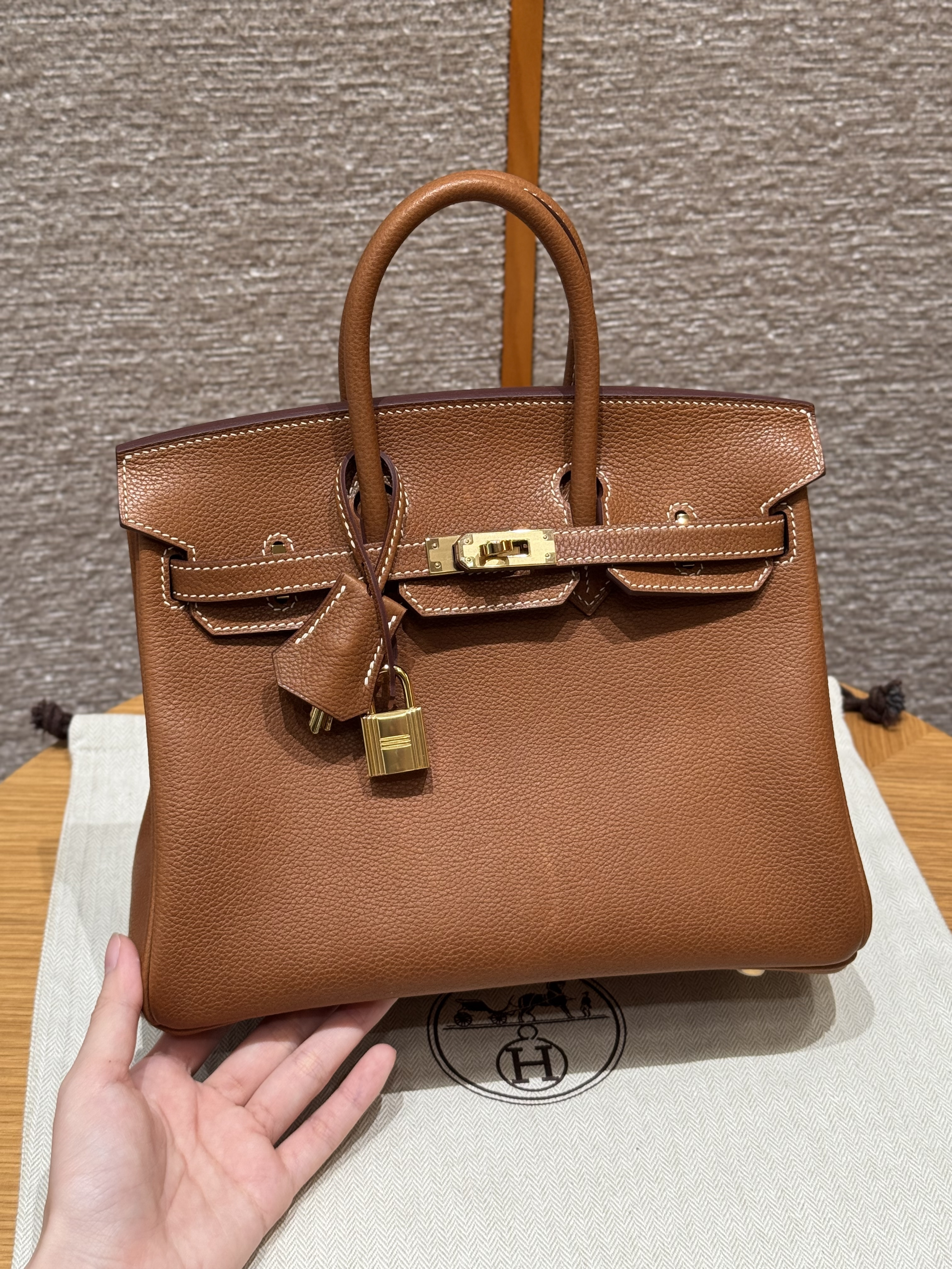 Hermes Fauve Barenia Birkin 25 Bag