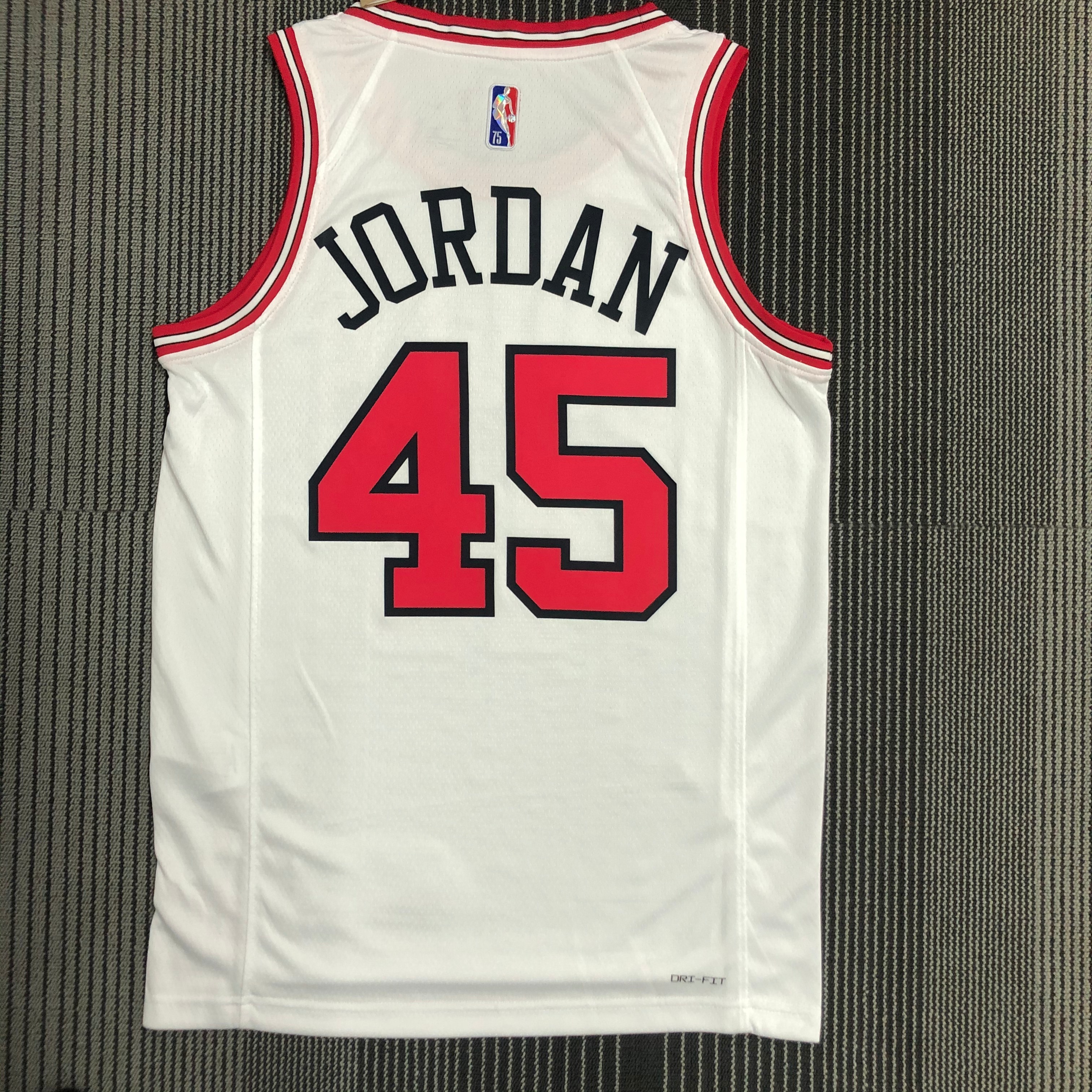 75th Anniversary Chicago Bulls White Edition No.45 Jordan