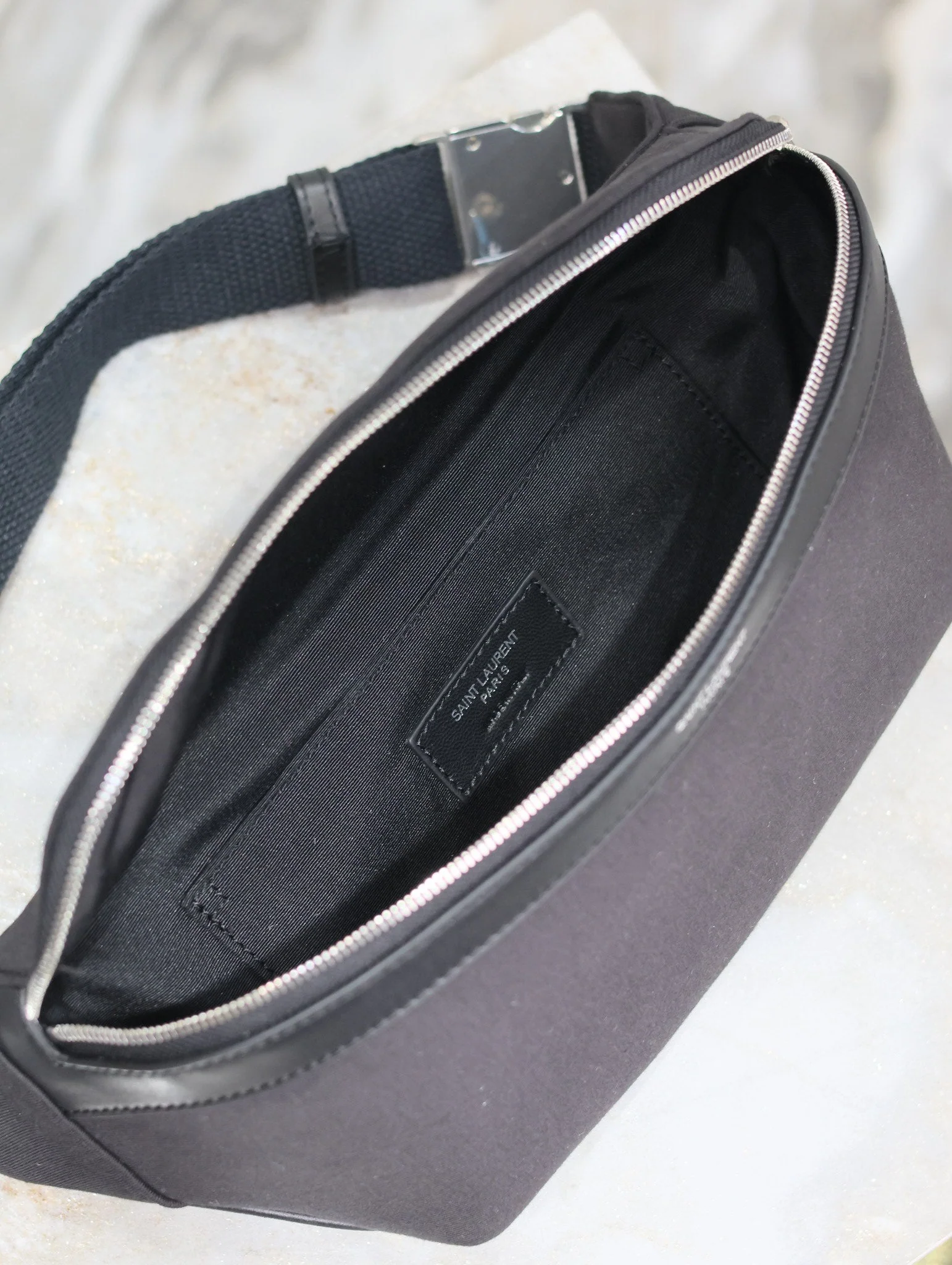Saint Laurent YSL Classic Bag 26cm Black Leather-Trimmed