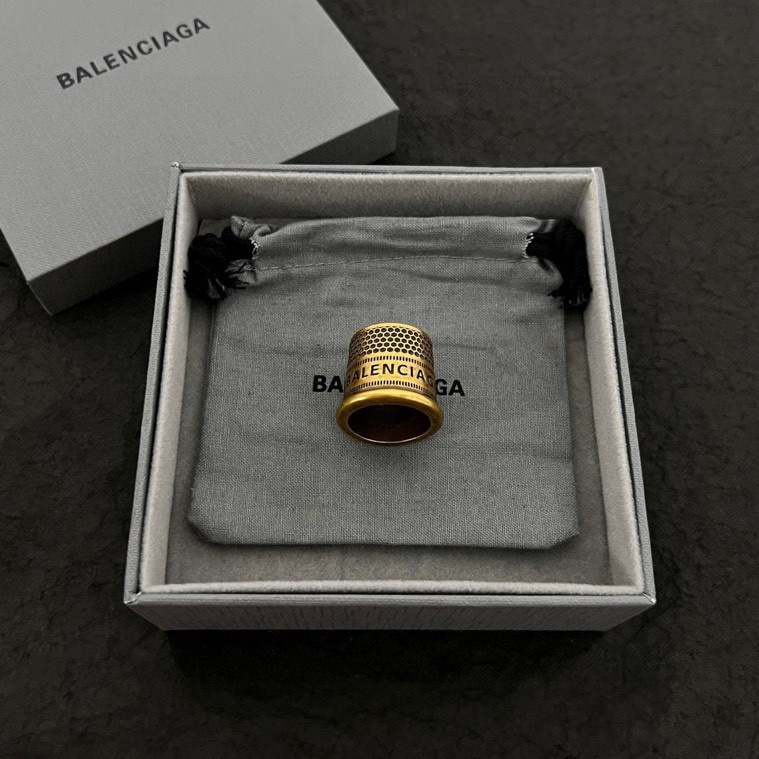 Balenciaga Ring